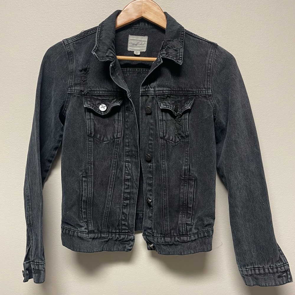 UNPUBLISHED ANTHROPOLOGIE Black Distressed Denim Jacket Size Small